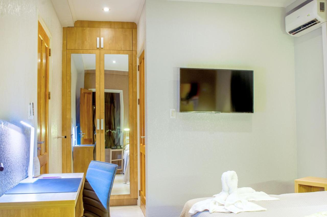 פרמריבו Q-Inn Boutique Hotel מראה חיצוני תמונה